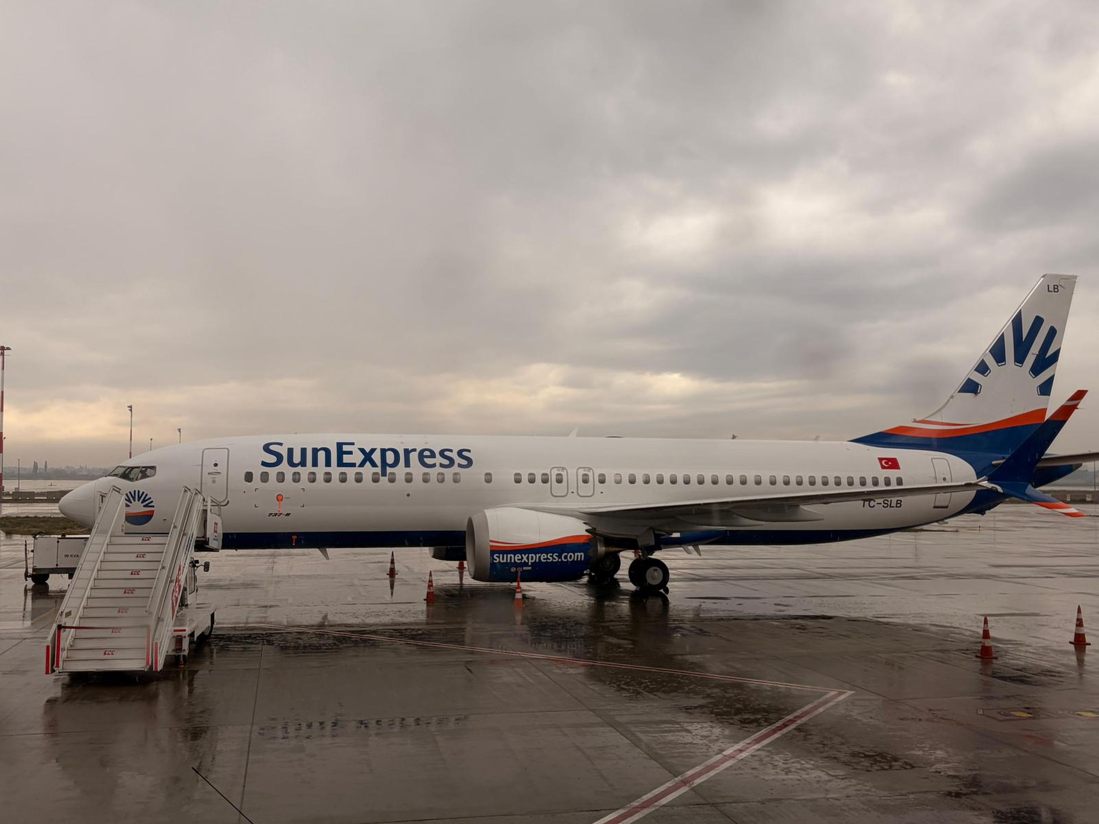 SunExpress verstärkt Flotte mit zwei neuen Boeing 737-8